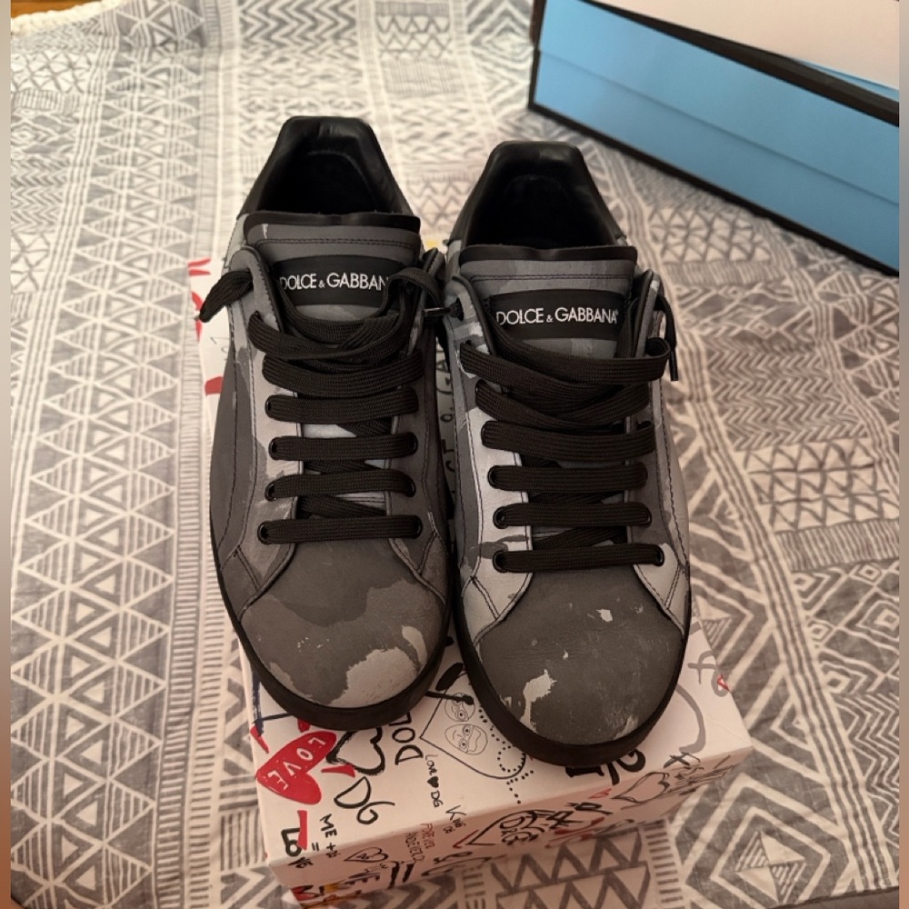 Dolce & Gabbana Gray and Black Men's Lace-Up Sneakers